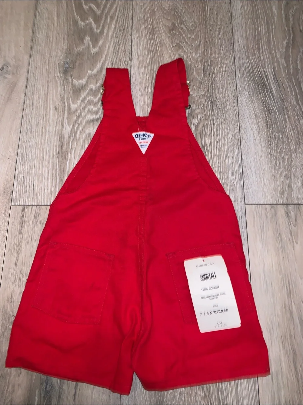 Vintage OshKosh B'gosh Red Shortalls Size: 7/6X Made in U.S.A. 100% Cotton